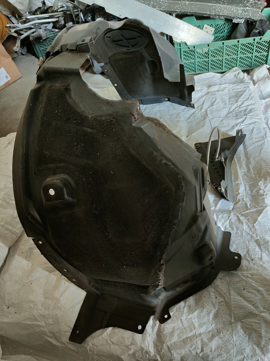 фото №3, Bmw i01 i3 захист підкрилок ліві передні 7270917 7368599 7368601 kpl