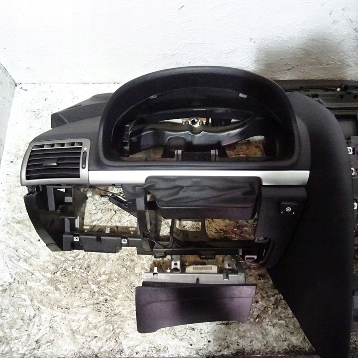 фото №4, Peugeot 407 консоль панель подушка безпеки капот