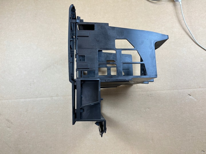 фото №7, Skoda superb i рамка корзина na радио 2din 3u0858757