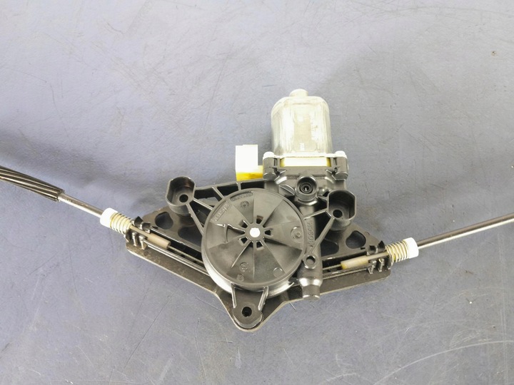 фото №4, Skoda octavia iii подъемник стекла перед левый