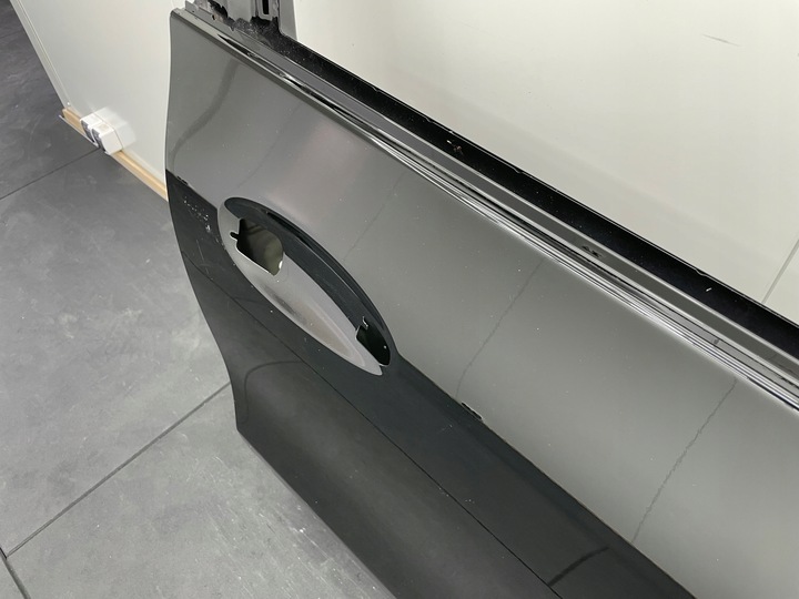 фото №9, Mercedes gla w247 247 дверь правые передние перед