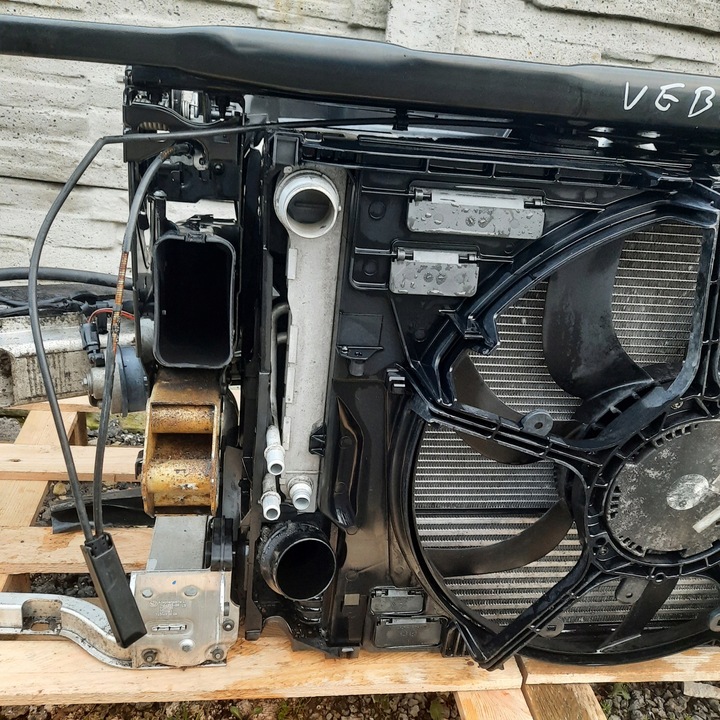 фото №12, Bmw f07 3.0d n57 автомат усилитель pas переднее балка радиатор 7200771