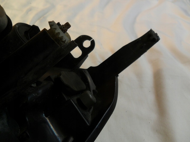 фото №6, Ford fiesta mk6 04- фара правий перед