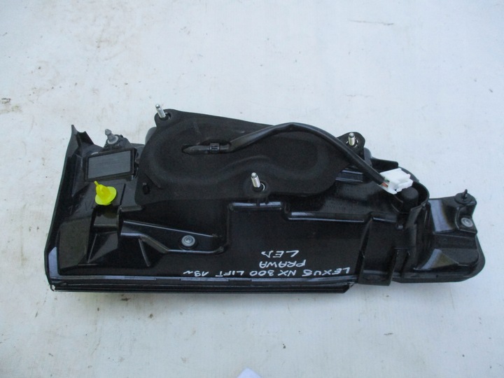 фото №7, Лампа правий зад заднє lexus nx 300 рестайлінг led 19r-