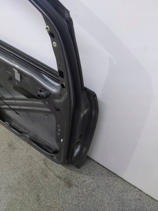 фото №10, Двери левые перед 12r lz7l vw volkswagen touran ii 2010-2015