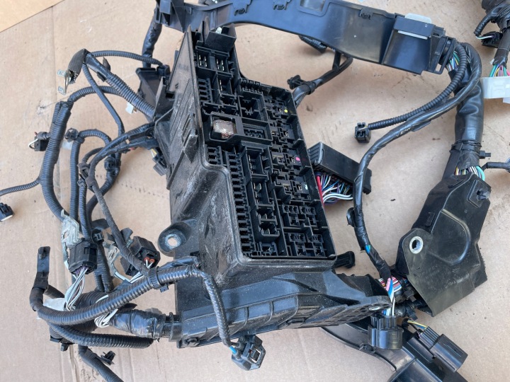 фото №5, Toyota hilux джгут камери двигуна шланг ab111-716bw0-r