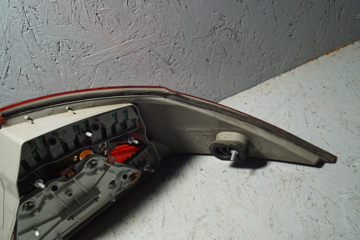 фото №10, Лампа левый зад mercedes cls w219 a2198200164