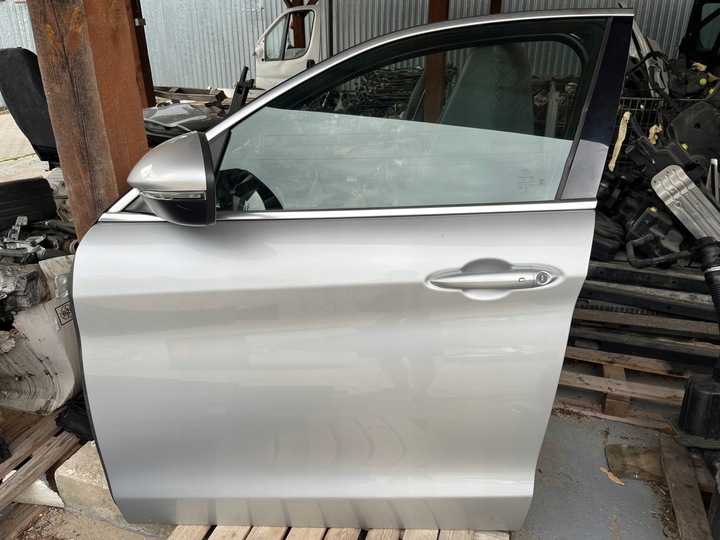 фото №1, Alfa romeo stelvio 2.0 turbo q4 дверь левая передние комплектные 17 r.