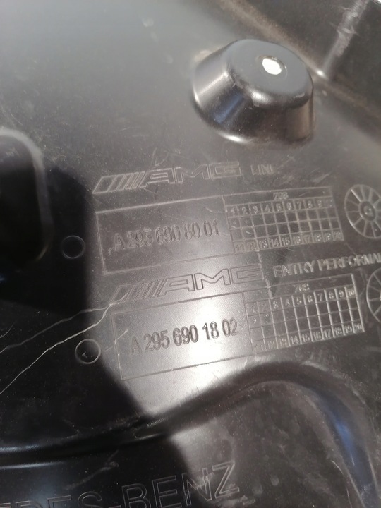 фото №8, Mercedes w295 amg підкрилок праві зад a2956901802