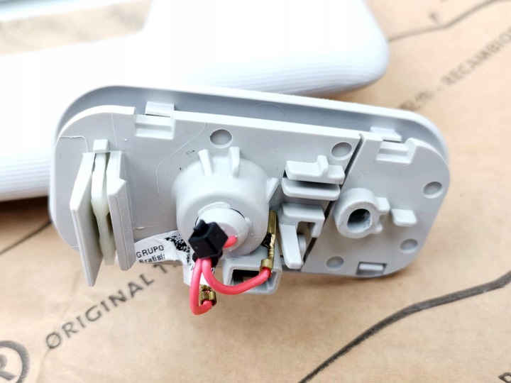 фото №8, Захист заглушка сонцезахисна volkswagen touareg cr7 760857551k