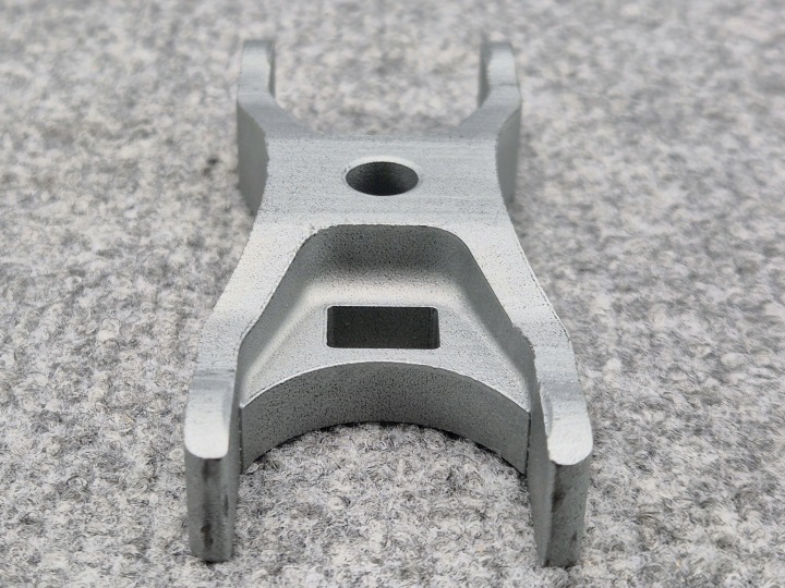 фото №8, Audi vw seat skoda плата прижимная kładka крепежная форсунки 04l130216