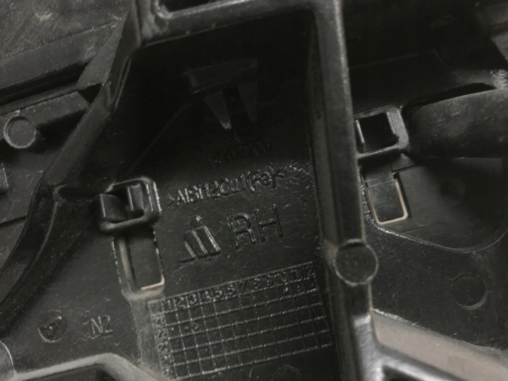 фото №13, Tesla y дзеркало праві зовнішні 13 pin 1609791-00-d оригінал