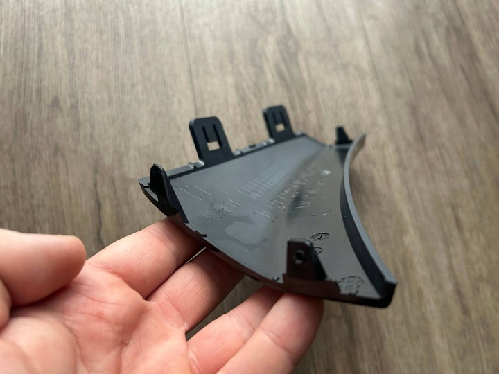 фото №11, Mercedes клас c w205 amg рестайлінг 18-21 планка накладка бампера лівий перед оригінальний номер