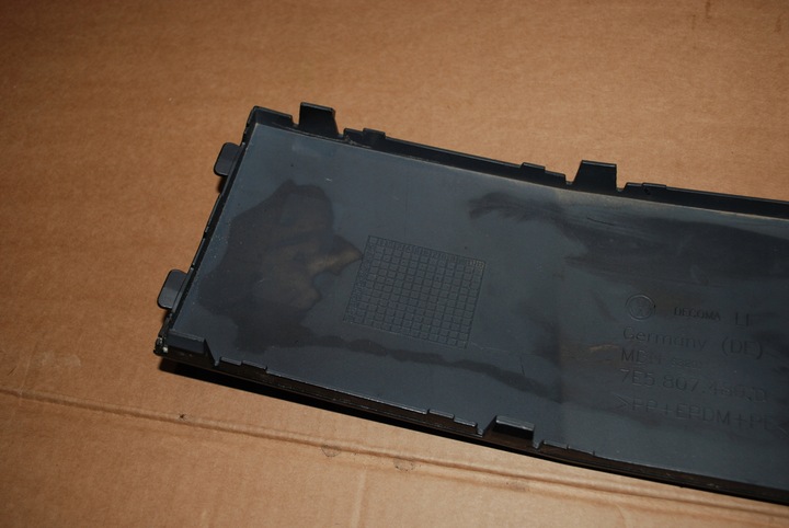 фото №8, Vw t5 рестайлинг 7e0807489d решётка бампера левая перед покрашенная