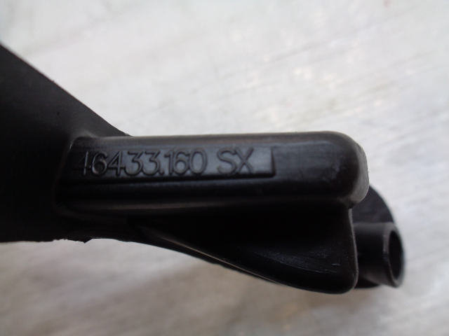 фото №8, Citroen c4 b7 ds4 крепление крепления лампы левый reparaturki