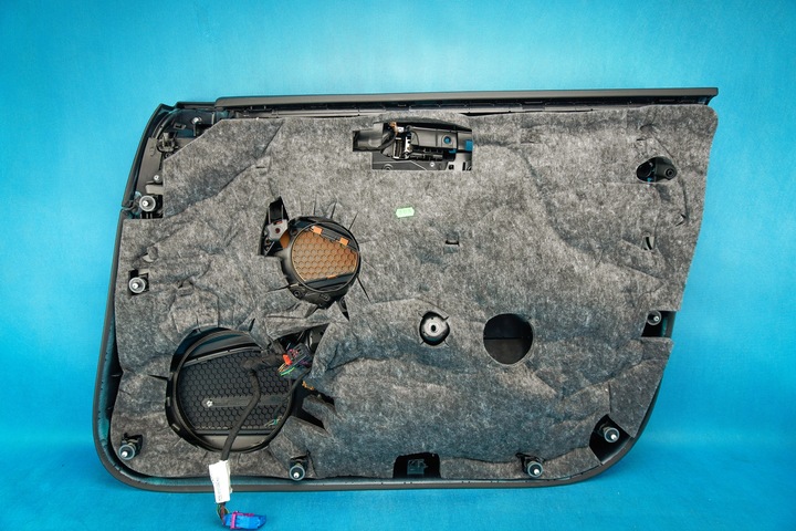 фото №7, Обивка боковина дверь перед левый audi exclusive audi a8 4h 4h1868017