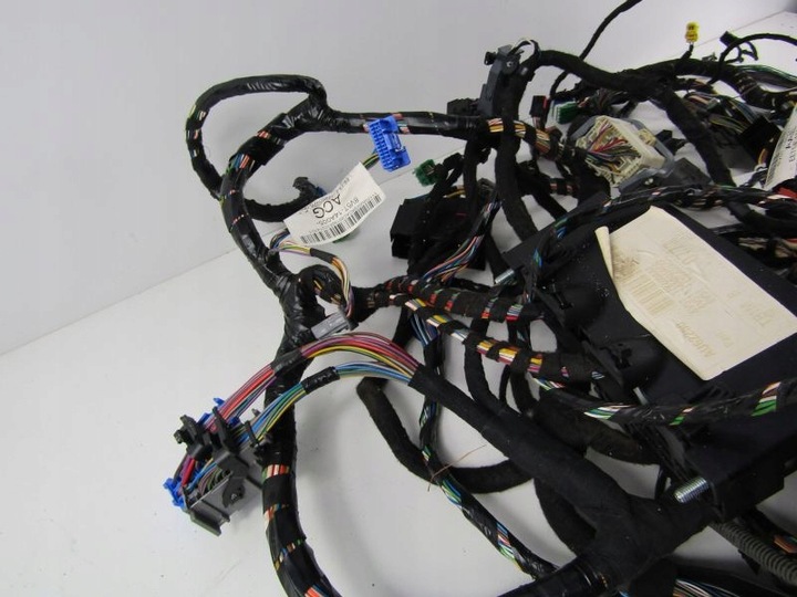 фото №10, Fiesta mk7 жгут установка интерьера панели 1.6tdc