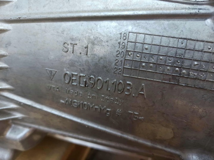 фото №6, Porsche taycan привод перед двигатель идеал 25.000km 2023r 9j1907124l