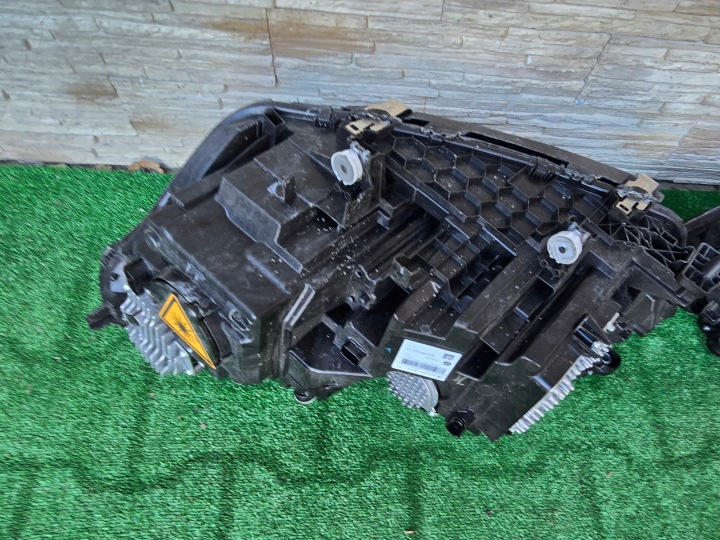 фото №10, Лампи laser bmw x5 g05 x6 g06 чорний 5a279b1 5a279b2