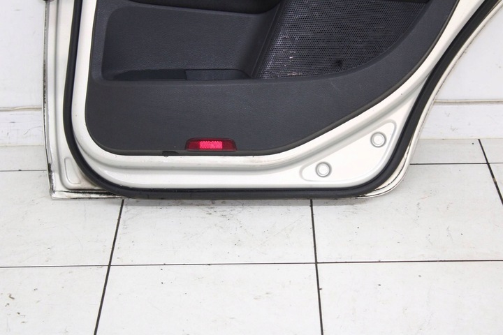 фото №8, Vw golf vi універсал 09r- двері праві задні правий зад lr7l