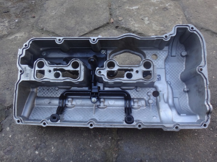 фото №9, Кришка клапанів bmw f01 f10 f15 5.0 i n63 b44b cyl. 5-8