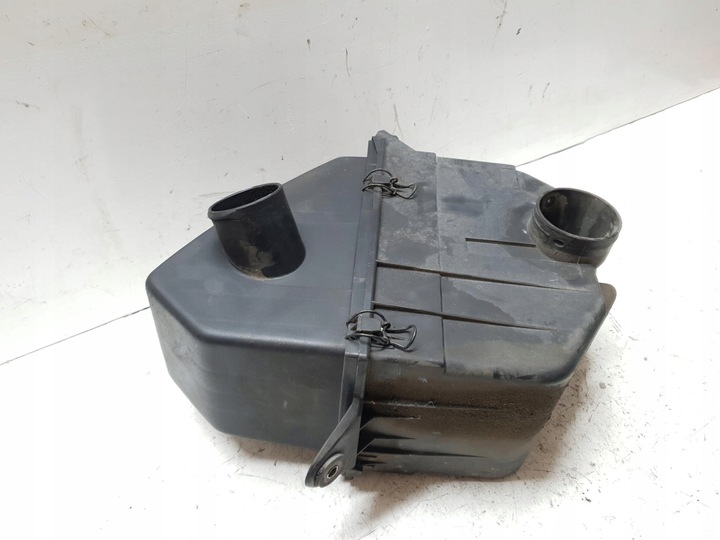 фото №6, Корпус фильтра воздуха audi 100 c4 2.4 d