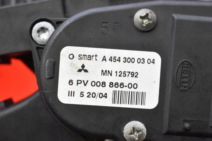 фото №8, Потенциометр педаль газа eu a4543000304 6pv008866-00 smart forfour 1 i 04-06