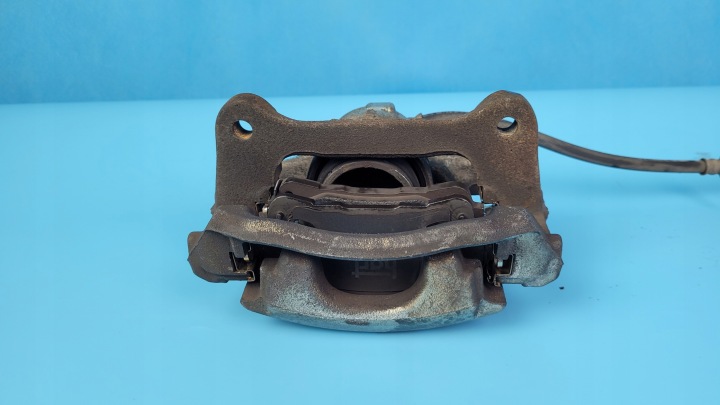 фото №8, Toyota corolla e21 23r 1.8 гибрид суппорт тормозной правое перед l89764