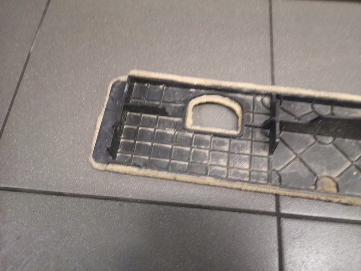 фото №11, Захист багажника права vw touareg 7l6863528g