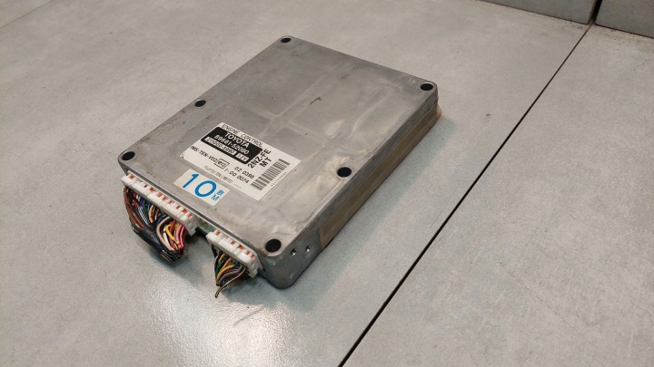 фото №5, Блок керування двигуном (ecu) toyota yaris i 1.0 b 8966152080