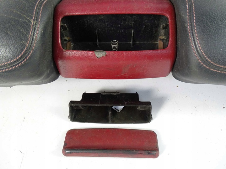 фото №9, Mercedes w208 диван зад задняя сиденье спинка