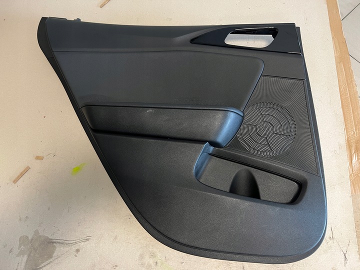 фото №1, Kia ceed iii proceed 19- боковина обивка дверь левый зад задний