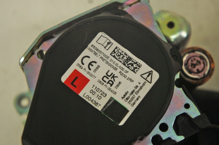 фото №9, Sb153 skoda fabia iv 21- pas безопасности левые перед 662015700a 653800700