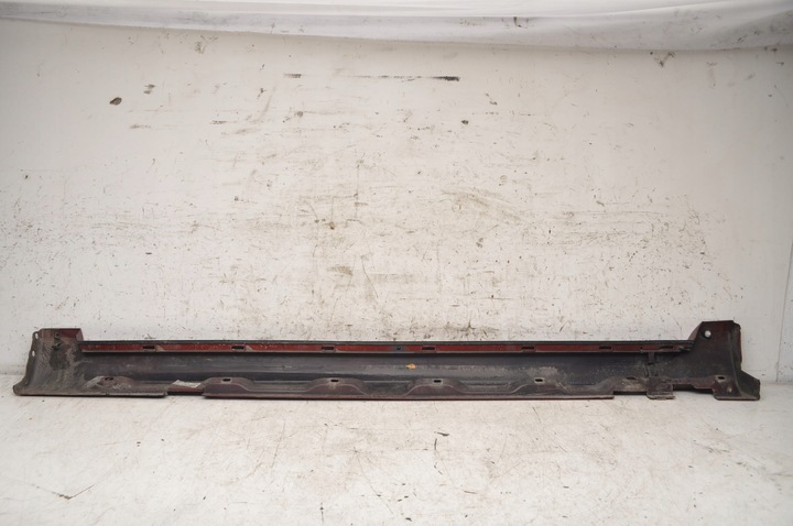 фото №8, Volvo v70 iii планка накладка пороговая правая 30678565