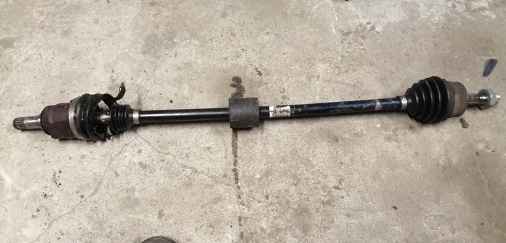 фото №1, Opel adam 1.4 b полуось правая передняя