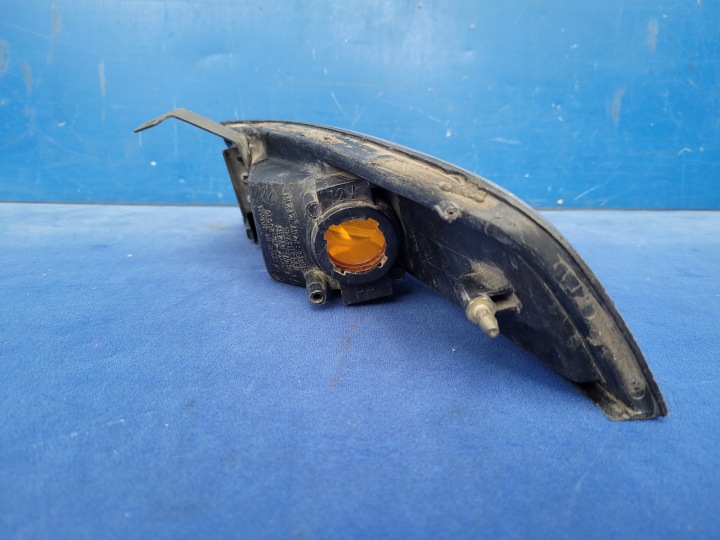 фото №9, Subaru svx 1991-1996 91-96 поворотник передній праве 210-20516