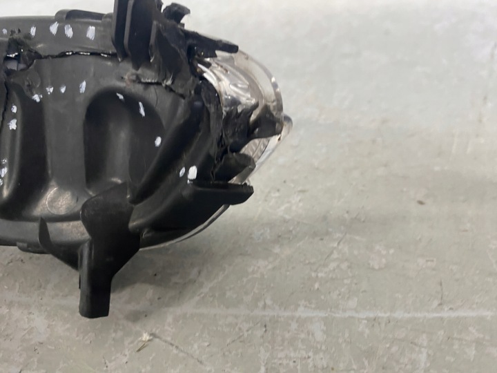 фото №11, Галоген led правое hyundai tucson iii 92208-d7000 f863