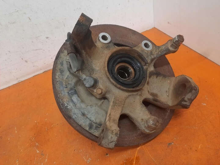 фото №6, Nissan navara pickup d22 ii 01-05 поворотный кулак ступица правая перед передняя