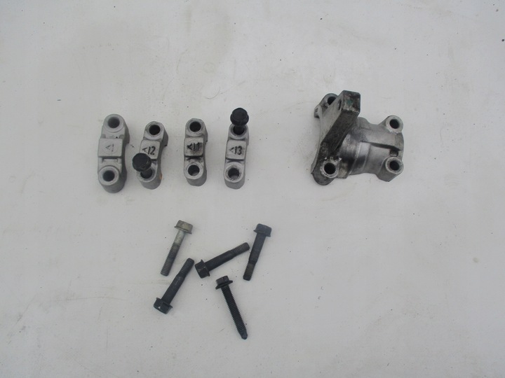 фото №1, Перемичка підніжка вал розподільний вал 1.7 crdi kia sportage carens hyundai i40 ix35