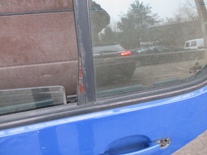 фото №2, Дверь левая левый зад vw golf iv lw5z hb