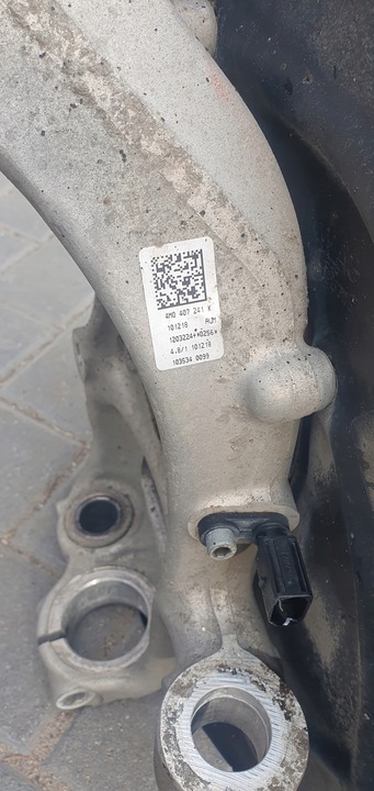 фото №5, Audi q7 4m q8 4m touareg 760 поворотный кулак ступица диск правая левая перед