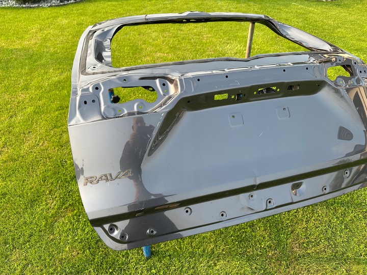 фото №3, Toyota rav4 v 5 18- крышка крышка багажника зад оригинал