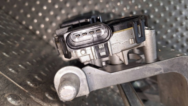фото №6, Механізм склоочисника перед 3m51-17504-ag 3m51-17508-aa ford c-max mk1 eu