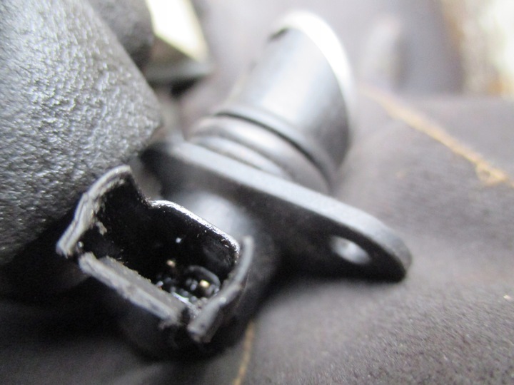 фото №7, Клапан вентиляционный, отводной bmw e46 2.0 b 7512581