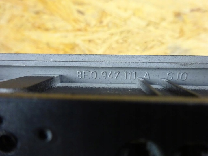 фото №14, Audi a3 8p a4 b7 лампа стеля зад задня ambiente чорна s-line