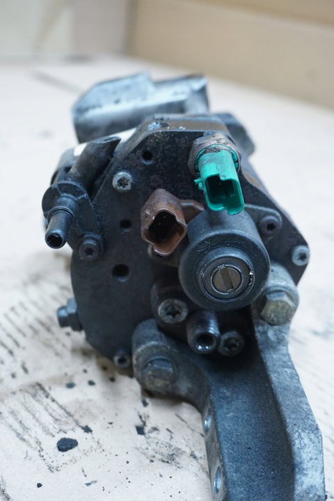 фото №10, Ssangyong actyon насос вприскувальний 2,0 xdi