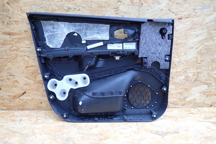 фото №8, Renault captur i 13-19 оббивка двері права перед