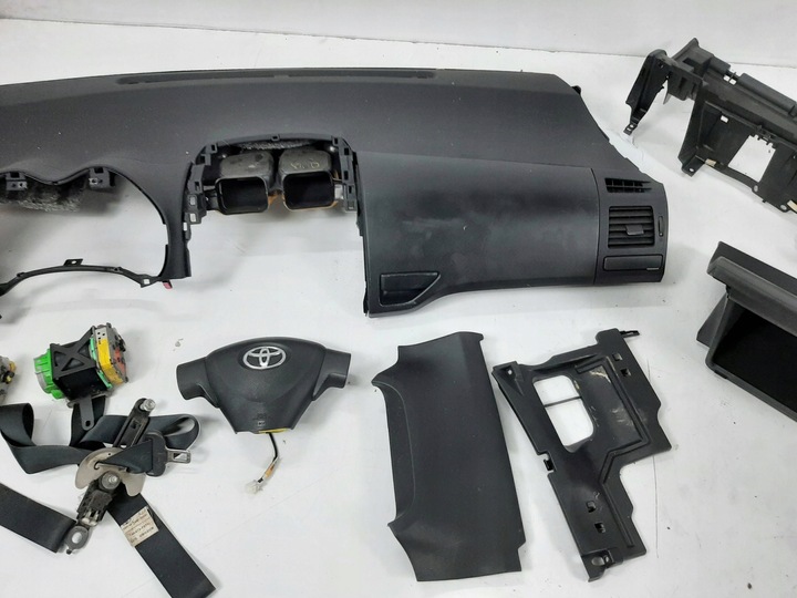 фото №13, Toyota auris e15 3d 08r панель раздаточная капот ремни подушки подушка безопасности kpl