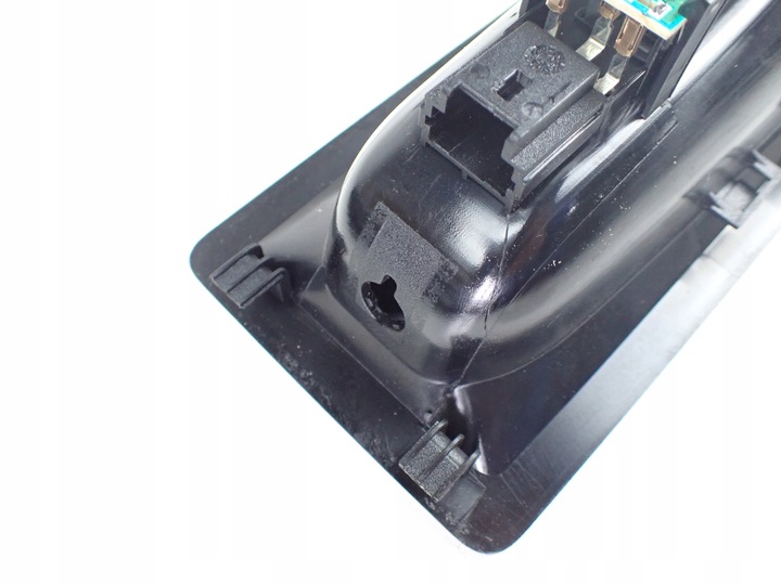 фото №6, Зарядное устройство latarki peugeot 5008 i 2.0 hdi европа 89038571b 9685614080