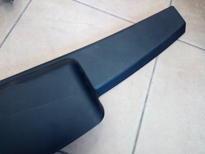 фото №3, Обивка защита крышки mazda 3 hb 5-дверь '09-13 kpl. 3 запчасти оригинал.